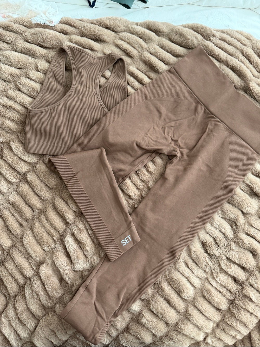 SET Active Sculptflex Ribbed Brown Set - Picture 2 of 3